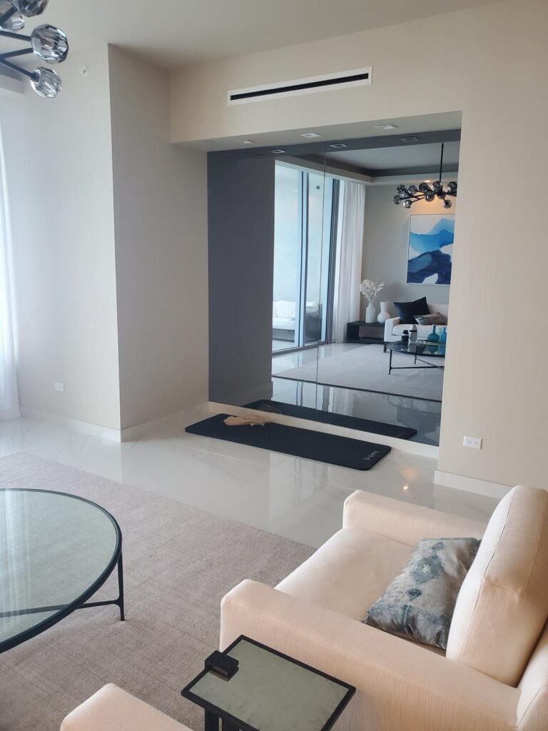 CUSTOM MIRRORS AND CLOSET Miami